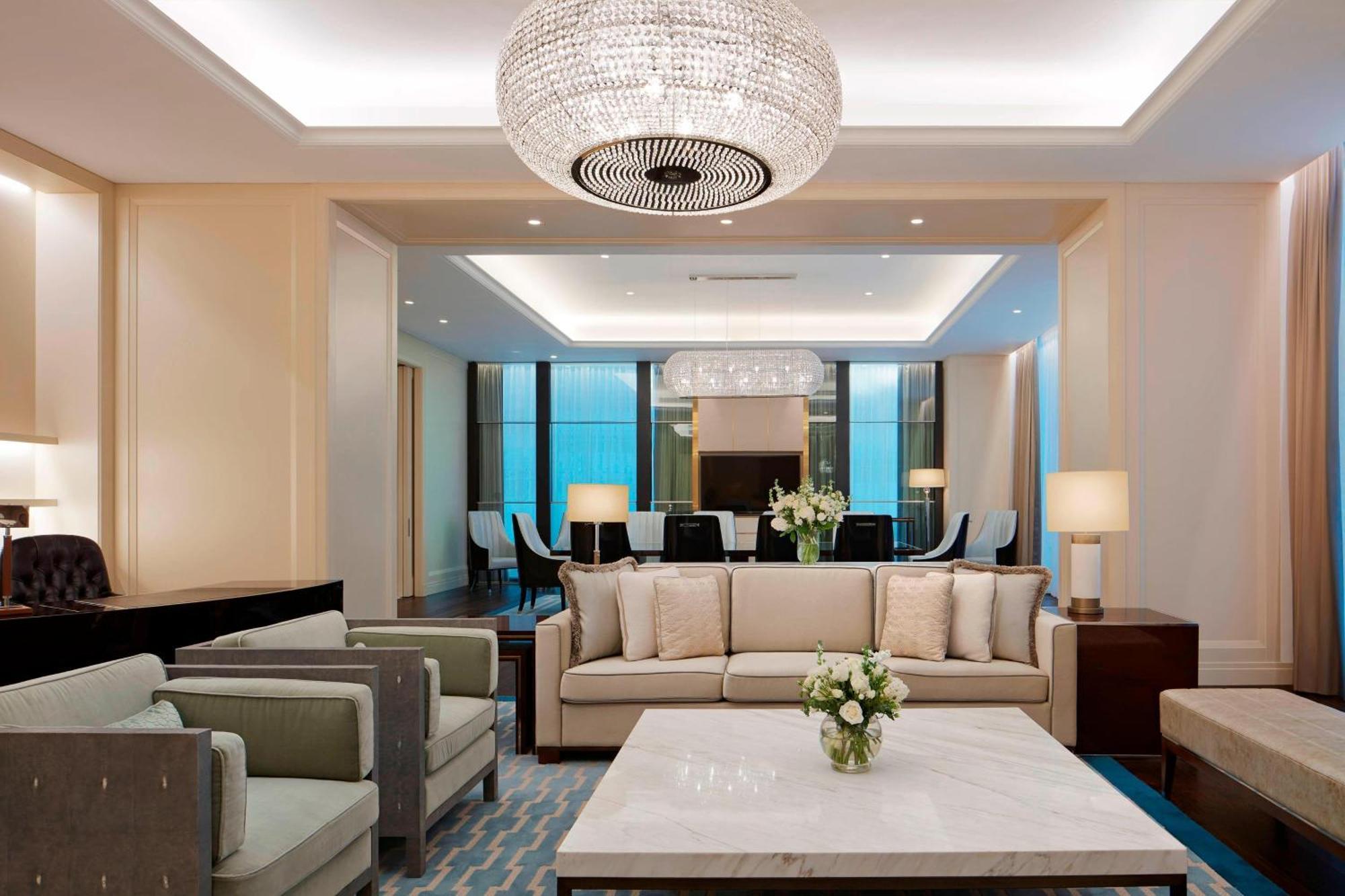 Отель The St. Regis Куала-Лумпур Экстерьер фото