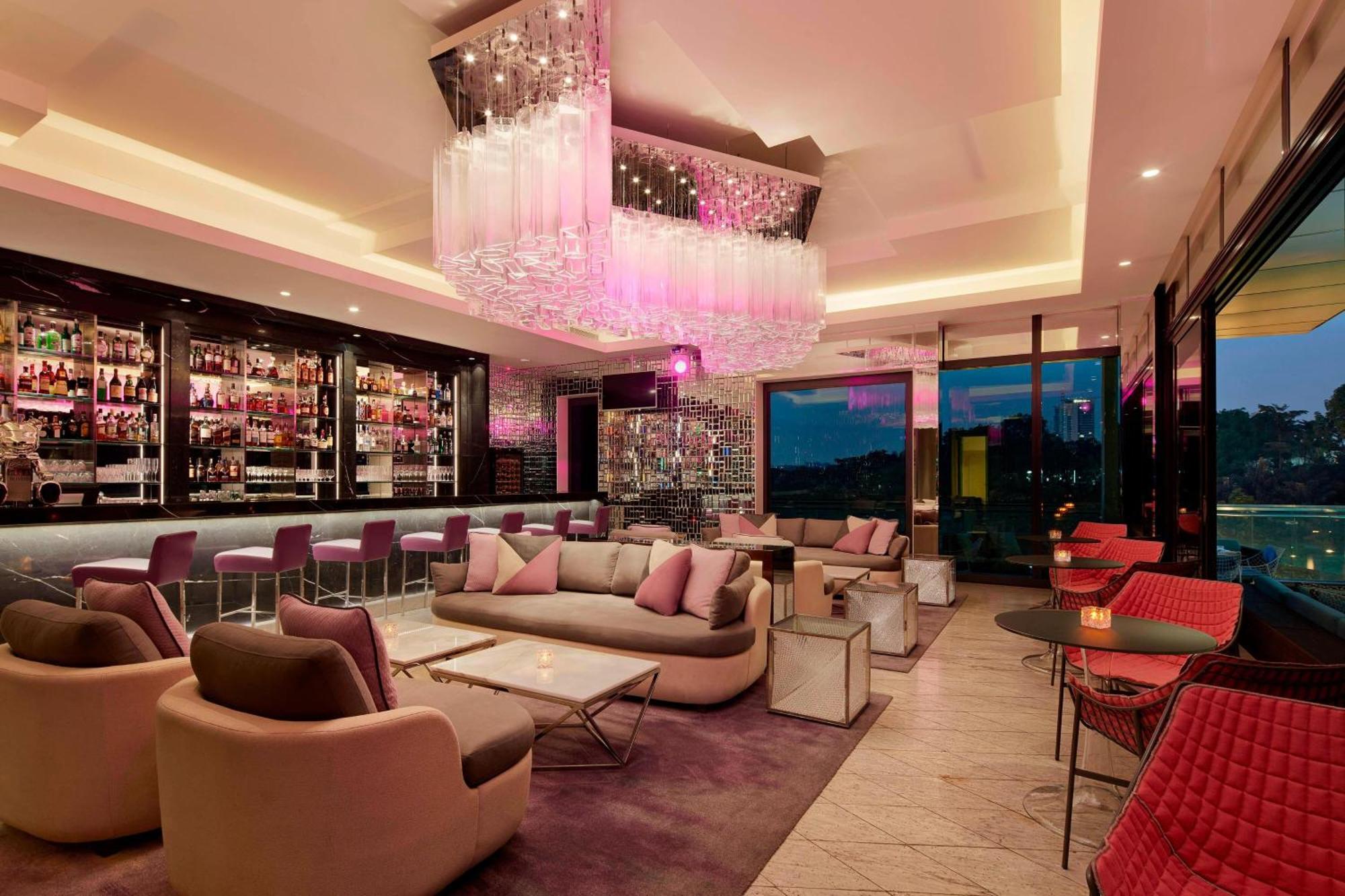 Отель The St. Regis Куала-Лумпур Экстерьер фото
