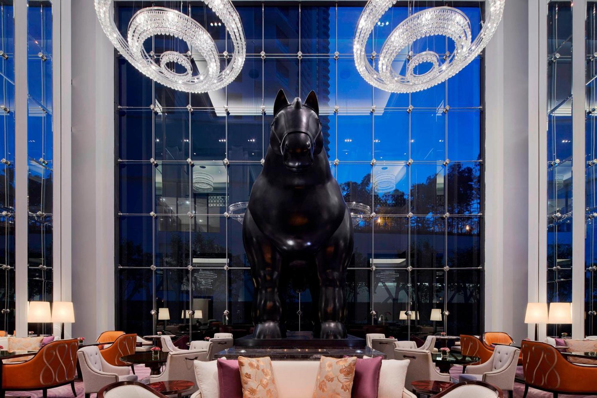 Отель The St. Regis Куала-Лумпур Экстерьер фото